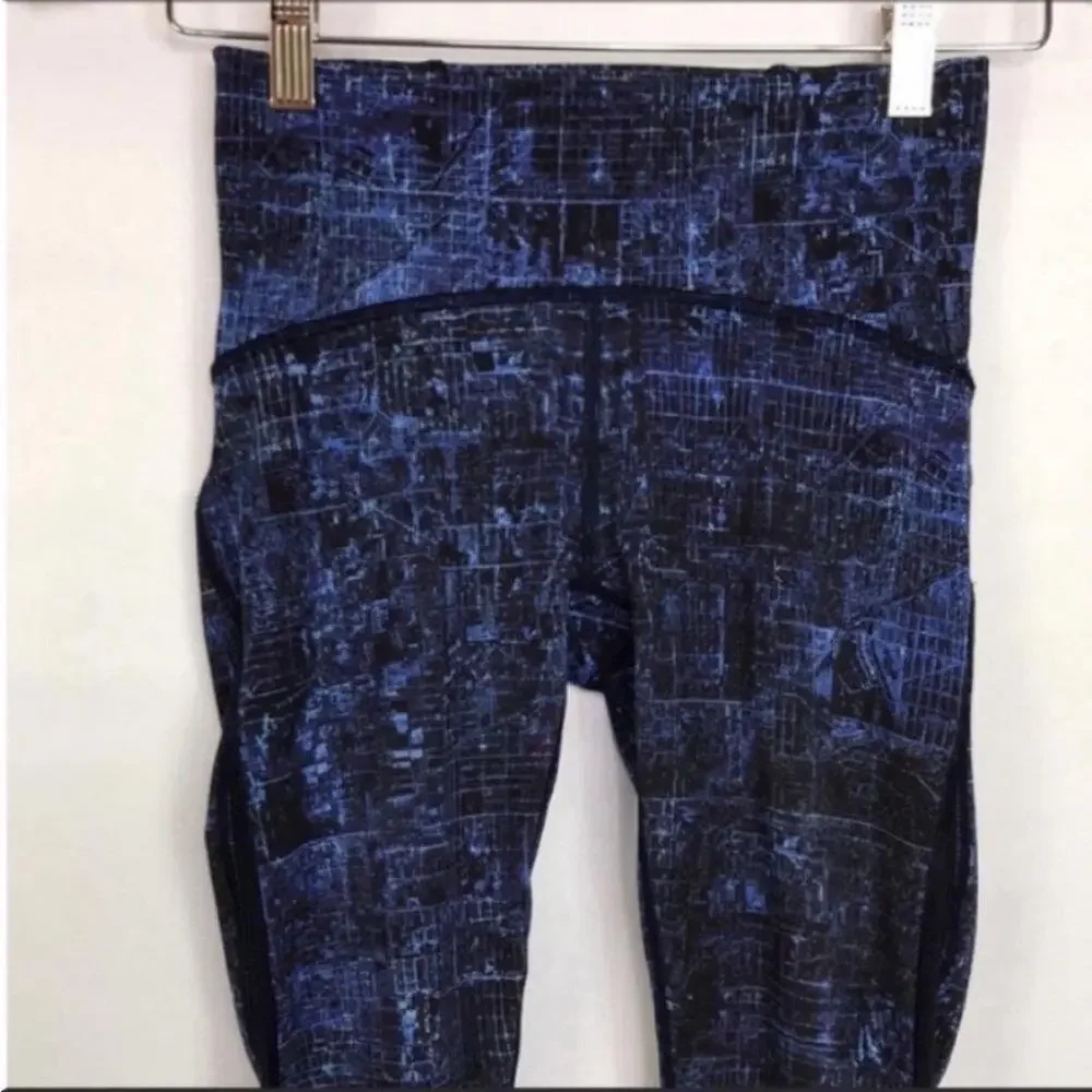 Lululemon Womens Active‎ High Rise Cropped Leggings Blue Size 4